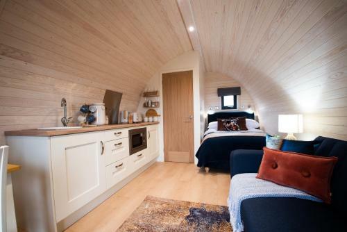 Tan Y Bryn Glamping