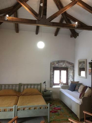 Apartamento Manesi Stone Built Studio