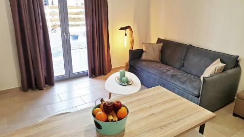 Celeni Apartments
