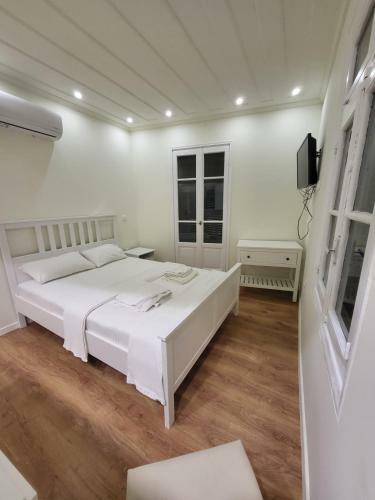 Lefkada Triola Apartments