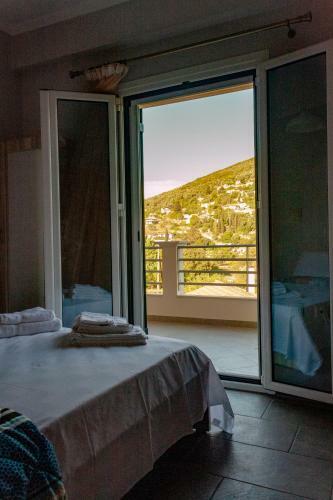 Tsoutsis Apartments