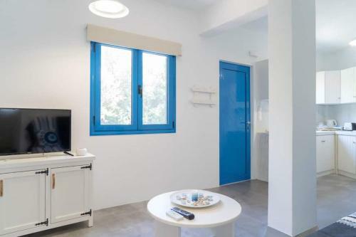 Blue Moon Apartments