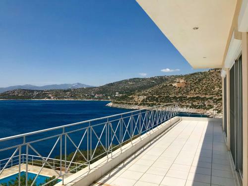 Horizon Blue Villa