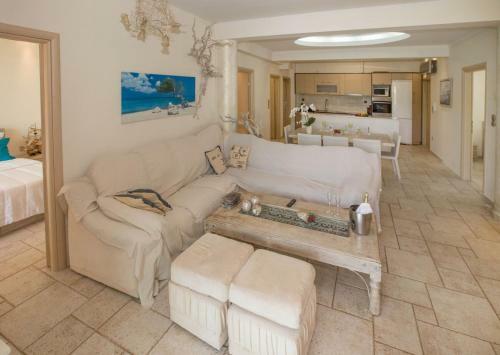 Family Getaway In Marathon By Ghh