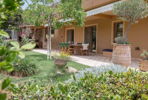 Family Getaway In Marathon By Ghh