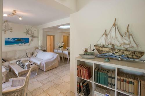 Family Getaway In Marathon By Ghh