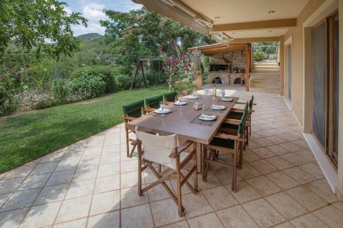 Family Getaway In Marathon By Ghh
