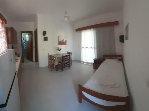 Zikas Apartments