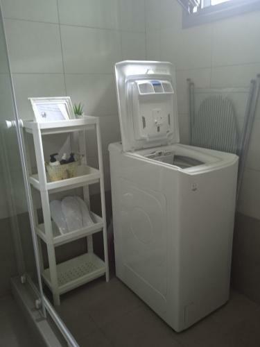 Stay And Fly Athens Airport Apartment