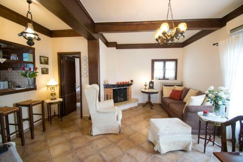 Charming Traditional Hideaway