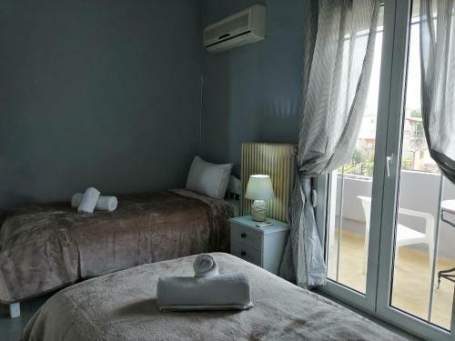 Seven Seas Apartments