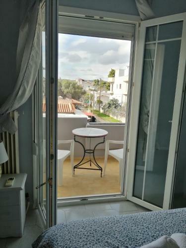 Seven Seas Apartments