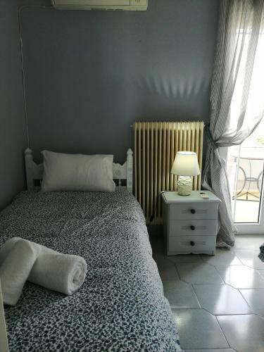 Seven Seas Apartments