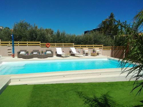 Modular Bungalows Vravrona Artemis Greece