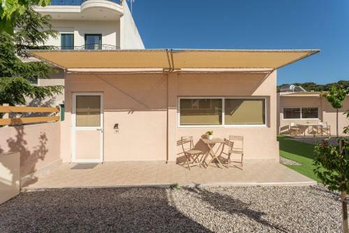 Modular Bungalows Vravrona Artemis Greece