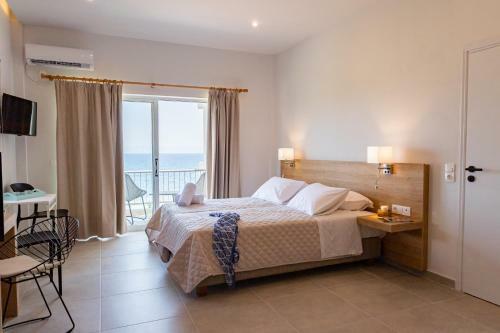 Euphoria Blue Studio Apartments