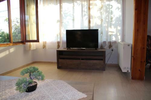 Komninos' Traditional House