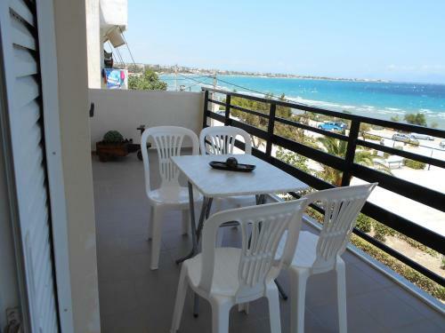 Eleni's Seafront Apartment