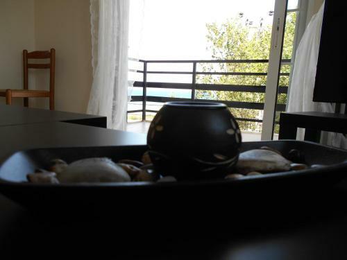 Eleni's Seafront Apartment