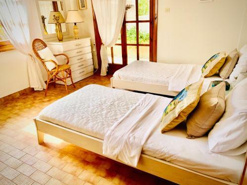 Vravrona Family House