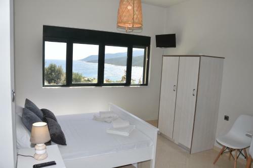 Megali Ammos Maisonette & Studio