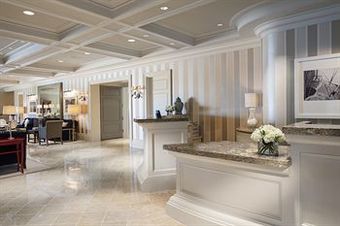 Woodmark Hotel Yacht Club & Spa