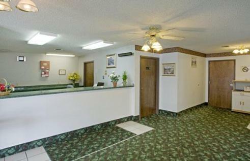 Hotel Americas Best Value Inn West Frankfort