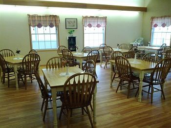 Hotel Brook Pointe Inn