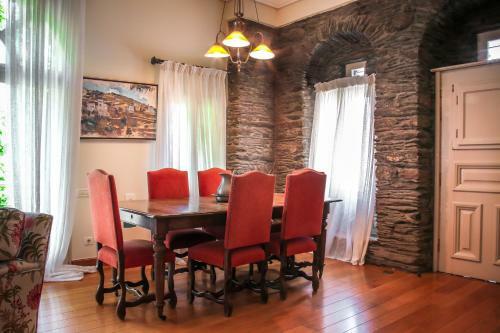 Menites Springs Villa