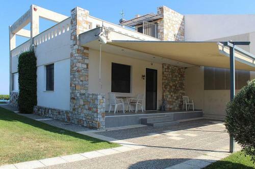 Elikon Luxury Villa