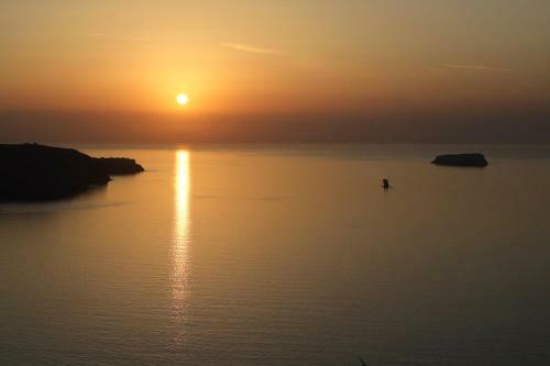 Villa Orpheus Santorini