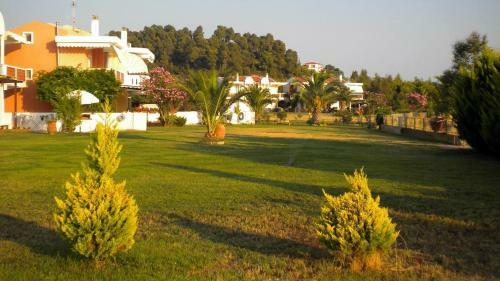 Sithon Villa - Seafront House
