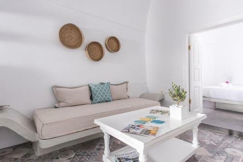 Luxury Villa First Santorini