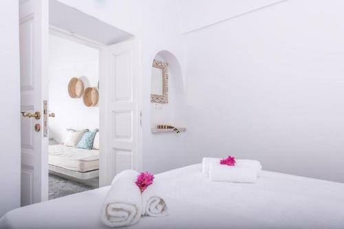 Luxury Villa First Santorini