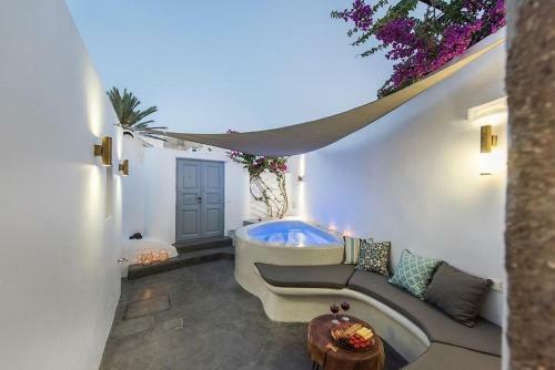 Luxury Villa First Santorini