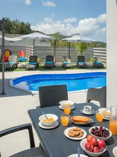 B&m Villas