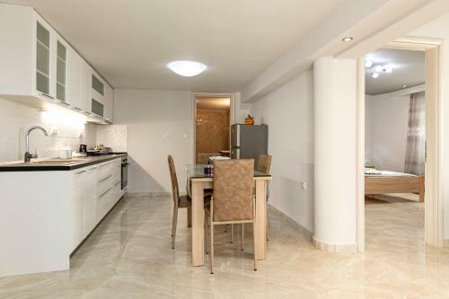 Loridis View Apartments