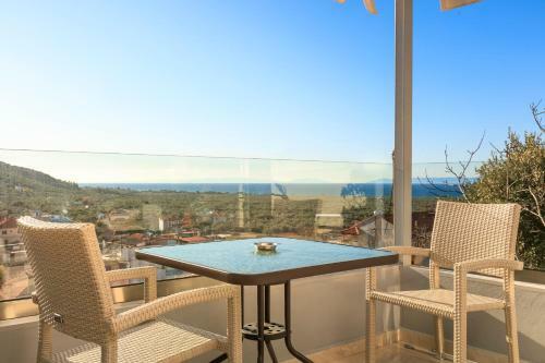 Loridis View Apartments