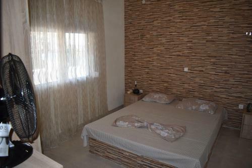 Villa , Huge Garden ,quiet House,bbq,near Beach