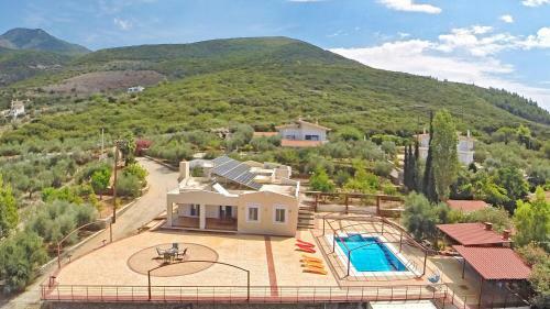 Villa Mantinia