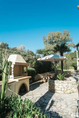 Aperanto Seaview Apartments