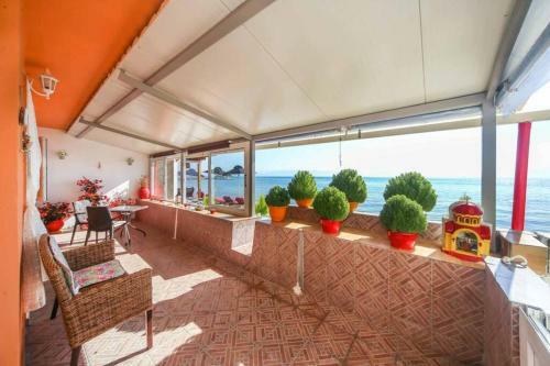Elena Beach Apartment