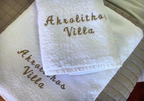 Akrolithos Villa