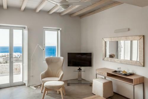 The Mykonist Exclusive Villa Elia Beach