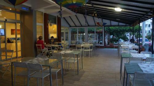 Hotel Marine
