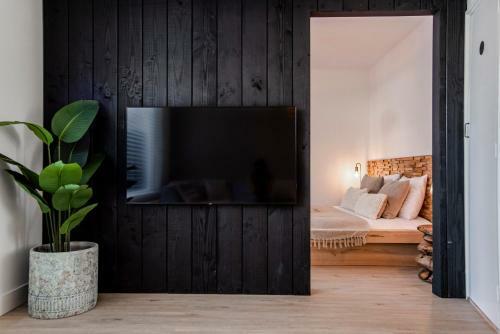 Marley?s Beachhouse - Luxury Apartment With Garden