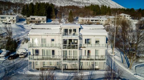 Apartamento Penthouse Leilighet Torskensenteret
