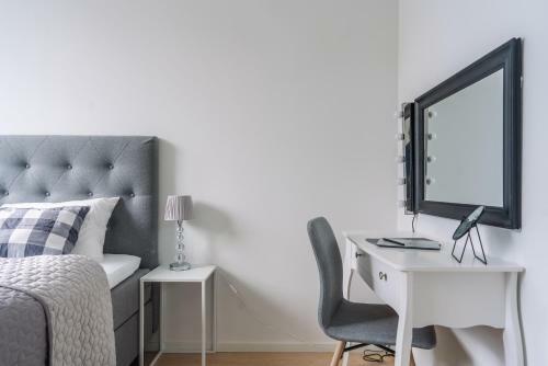 Modern Villas In Plush Town