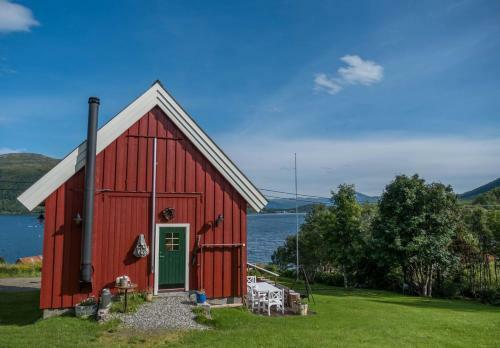 Kr�marvika Lodge