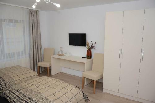 Hostal Vila Aras
